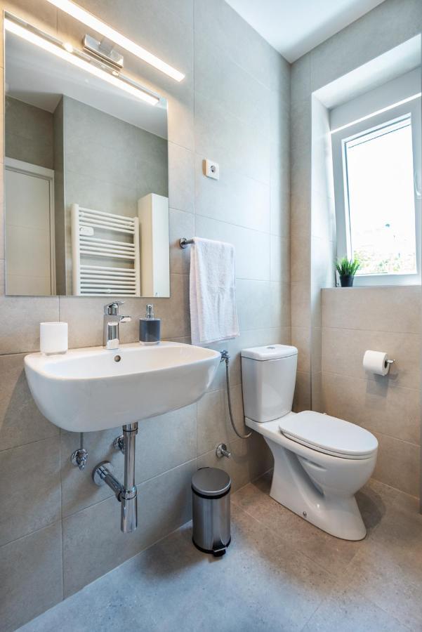 Studio Apartment Financial Park Belgrade Extérieur photo